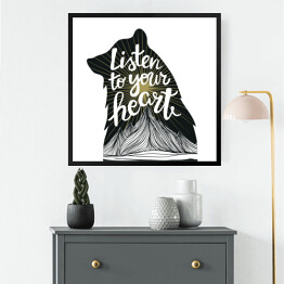 Obraz w ramie Ilustracja z czarnym niedźwiedziem, słońcem i górami oraz podpisem "posłuchaj swojego serca"