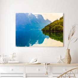 Obraz na płótnie Góry, jezioro i fiord w Norwegii
