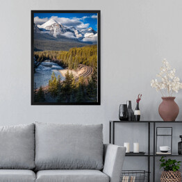 Obraz w ramie Chmury nad lasem w pobliżu jeziora