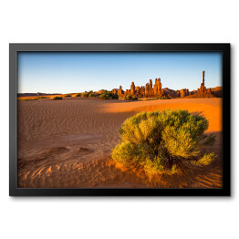 Obraz w ramie Wschód słońca na pustyni Monument Valley 
