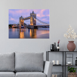 Plakat samoprzylepny Basztowy most w Londynie, UK, w świetle wschodzącego słońca
