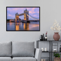 Plakat w ramie Basztowy most w Londynie, UK, w świetle wschodzącego słońca