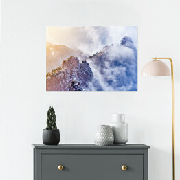 Plakat samoprzylepny Wschód słońca nad kolorowymi szczytami