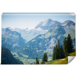 Fototapeta winylowa zmywalna Góry Szwajcarii z wioską w dolinie
