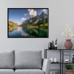 Plakat w ramie Piękne jezioro o gładkiej tafli w Alpach