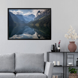 Obraz w ramie Piękne jezioro w Alpach