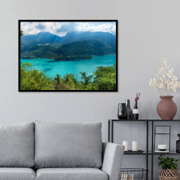 Plakat w ramie Widok na jezioro Annecy w słoneczną pogodę