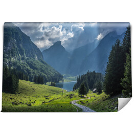 Fototapeta winylowa zmywalna Jezioro Seealpsee w Szwajcarii otoczone górami
