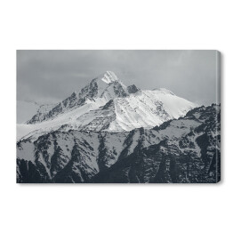 Obraz na płótnie Śnieżne pasmo górskie w Indiach
