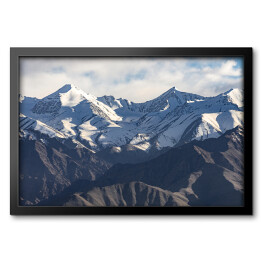 Obraz w ramie Cieniowanie pasmo górskie z pochmurnym niebem w Leh Ladakh