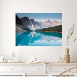 Plakat Odbicie lustrzane gór w Jeziorze Moraine, Kanada