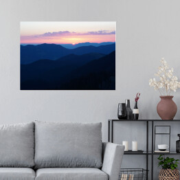 Plakat samoprzylepny Różowy wschód słońca w górach