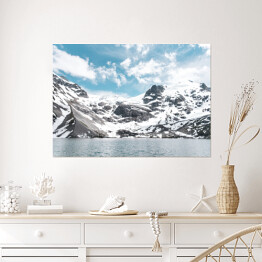Plakat samoprzylepny Jezioro Joffre, Pemberton z ośnieżonymi górami w tle