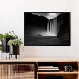 Obraz w ramie Islandzki Wodospad Skogafoss, monochrom