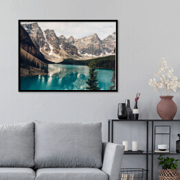 Plakat w ramie Jezioro Moraine, Park Narodowy Banff w Albercie w Kanadzie