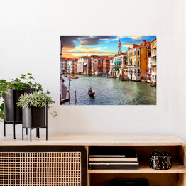 Plakat samoprzylepny Romantyczna podróż w Wenecji o zachodzie słońca, Wielki Kanał, Włochy