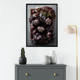 Obraz w ramie Drewniana taca z purpurowymi warzywami