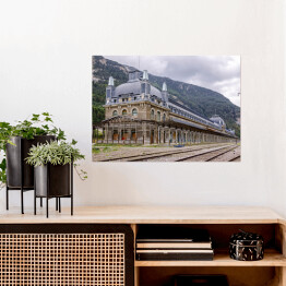 Plakat samoprzylepny Stacja kolejowa Canfranc, Huesca, Hiszpania