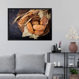 Obraz w ramie Pieczony chleb w koszyku