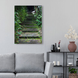 Obraz na płótnie Stare schody z mchem wśród drzew