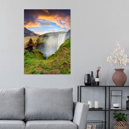 Plakat samoprzylepny Wschód słońca nad Wodospadem Skogafoss na Islandii