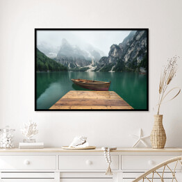 Plakat w ramie Jezioro w dolinie górskiej we Włoszech