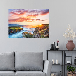 Plakat samoprzylepny Zachód słońca nad wodospadami na Islandii