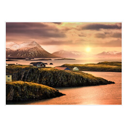 Plakat Domy na fiordach o zachodzie słońca