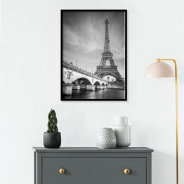 Plakat w ramie Francuska podróż. Czarno biała fotografia most i Wieża Eiffla