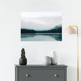 Plakat Norweskie jezioro we mgle 