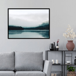 Plakat w ramie Norweskie jezioro we mgle 