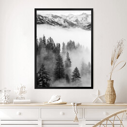 Obraz w ramie Szczyt góry oraz las we mgle