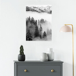 Plakat Szczyt góry oraz las we mgle