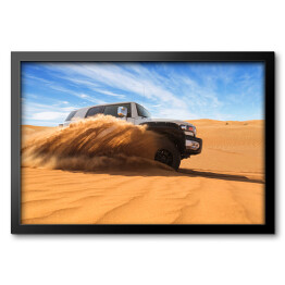 Obraz w ramie Amerykański samochód terenowy na pustyni