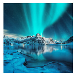 Plakat samoprzylepny Zorza Polarna nad górami w śniegu