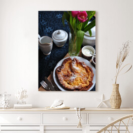 Obraz na płótnie Romantyczna kobieca kompozycja z kwiatami, kawą i ciastkiem