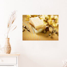 Plakat Naturalne mydło i złota orchidea
