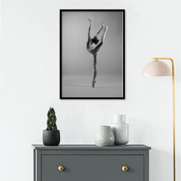 Plakat w ramie Ballerina w butach pointe taniec w studio