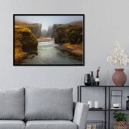 Plakat w ramie Islandzka rzeka wśród skał