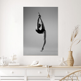 Plakat samoprzylepny Beautifull elastyczne blondynka dziewczyna pozowanie. Gimnastyka. 