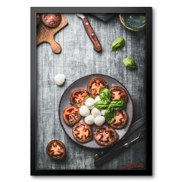 Obraz w ramie Przystawki z pomidorami, bazylią i mozzarellą