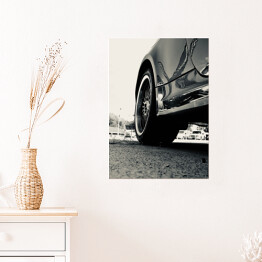 Plakat Czarno biała ilustracja w stylu vintage z zabytkowym samochodem wyścigowym