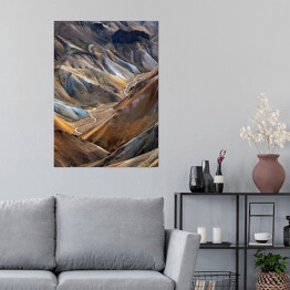 Plakat Rzeka w Landmannalaugar między kolorowymi górami, Islandia