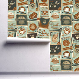 Tapeta w rolce Wektorowy spójny wzór na temat kawy i kawiarni ze znaczkami pocztowymi i znakami pocztowymi w stylu retro. Odpowiednia tapeta, papier do pakowania lub tkanina. Retro Postage bezszwowe tło