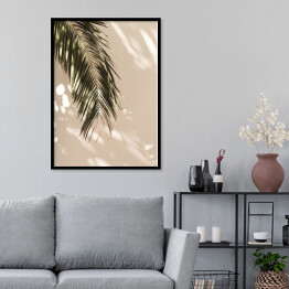 Plakat w ramie Liść palmowy piękne cienie na ścianie. Kreatywny, minimalny, stylizowany koncept dla blogerów.