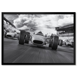 Plakat w ramie Czarno biała ilustracja z samochodem podczas wyścigów
