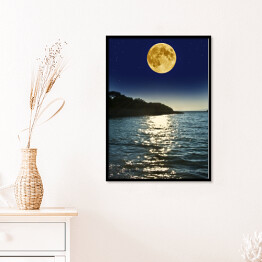 Plakat w ramie Pełnia księżyca nad jeziorem 