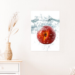Plakat samoprzylepny Jabłko wpadające do wody