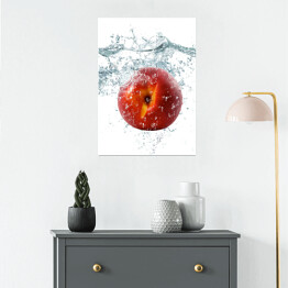 Plakat Jabłko wpadające do wody