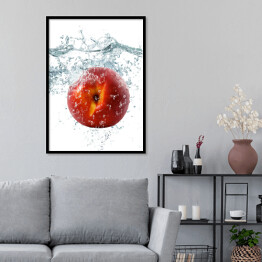 Plakat w ramie Jabłko wpadające do wody